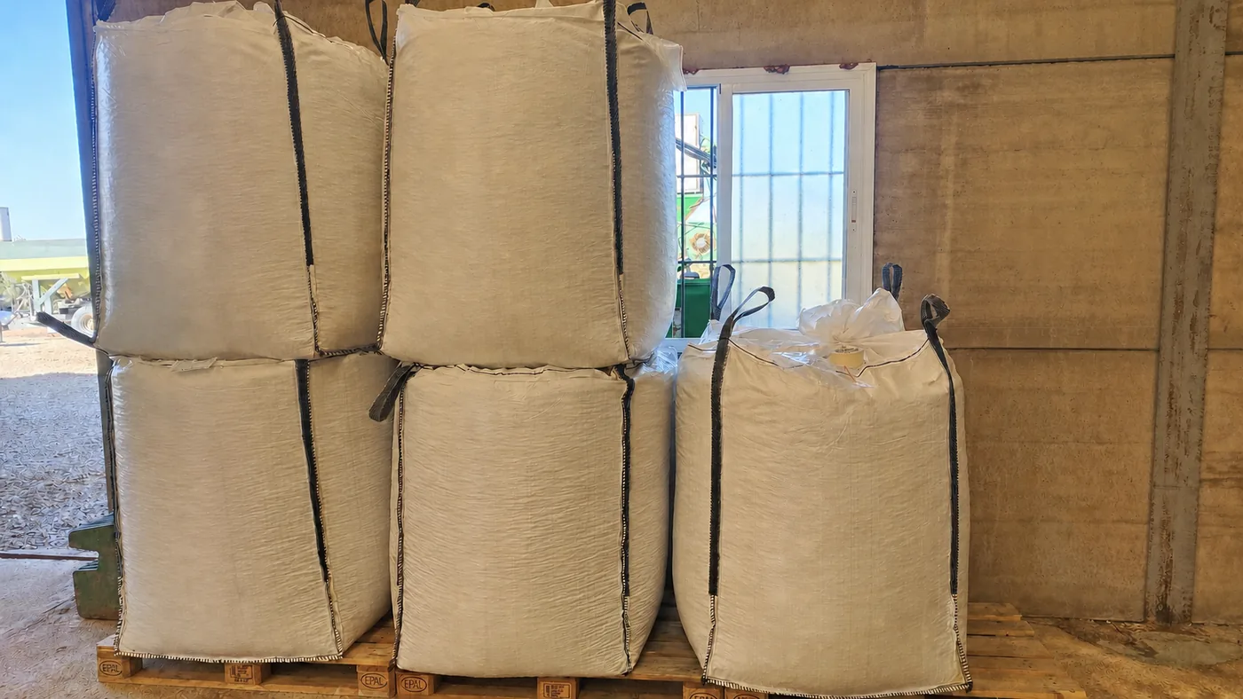 Big bags de pistacho preparados para suministro mayorista